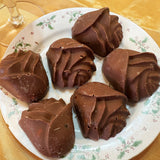 6-PIECE 4.7 OZ CHOCOLATE GOURMET HOMEMADE SNACK LARGE ROSE SHAP WITH NUTS CHOCOLATE-LARGEROSE