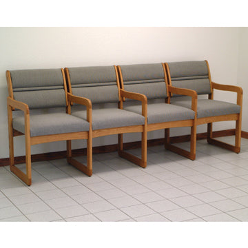 Valley Four Seat Chair w/Center Arms 1040595