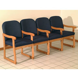 Prairie Four Seat Chair w/Center Arms 1041544
