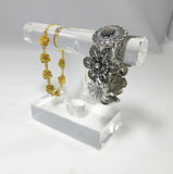 Clear Acrylic Plexiglass Bracelet Watch Stand Countertop Display 11620 25