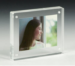 3.5 x 5 Magnetic Picture Frame for Tabletop, Double Sided Box   Clear Acrylic