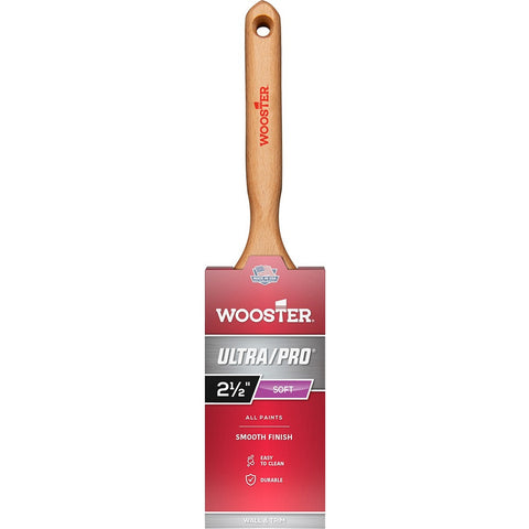 Wooster 4172 2-1/2 Ultra/Pro Soft Flat Sash Nylon Brush-1PK